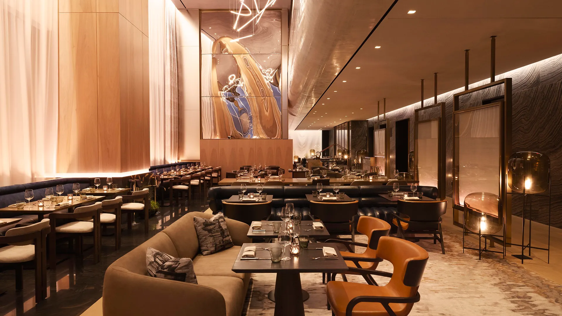 Equinox Hotel New York 5*,