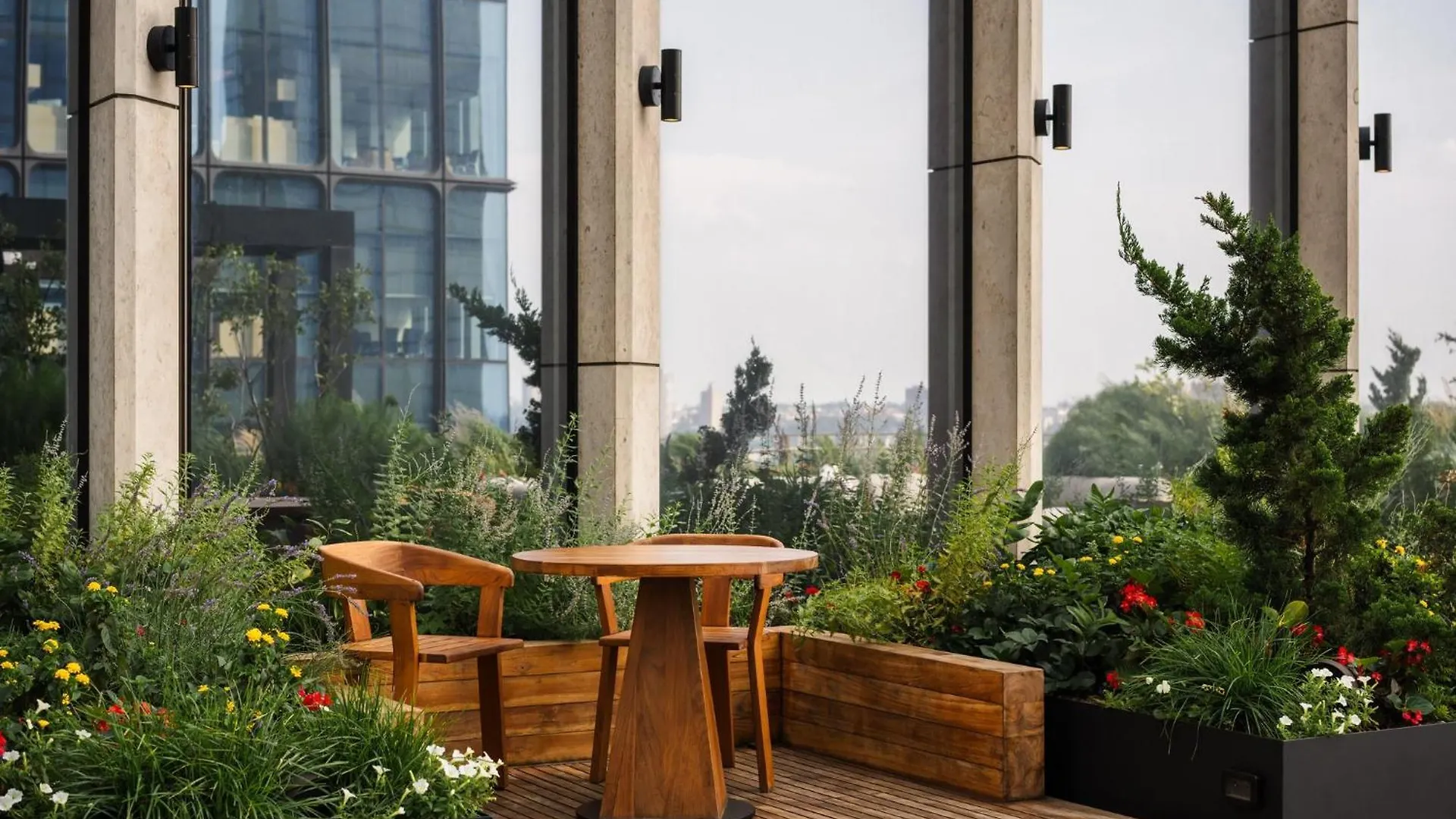 Equinox Hotel New York 5*,